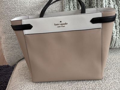 Kate Spade New York Beige/White/Black Leather Tote Bag - Excellent Condition
