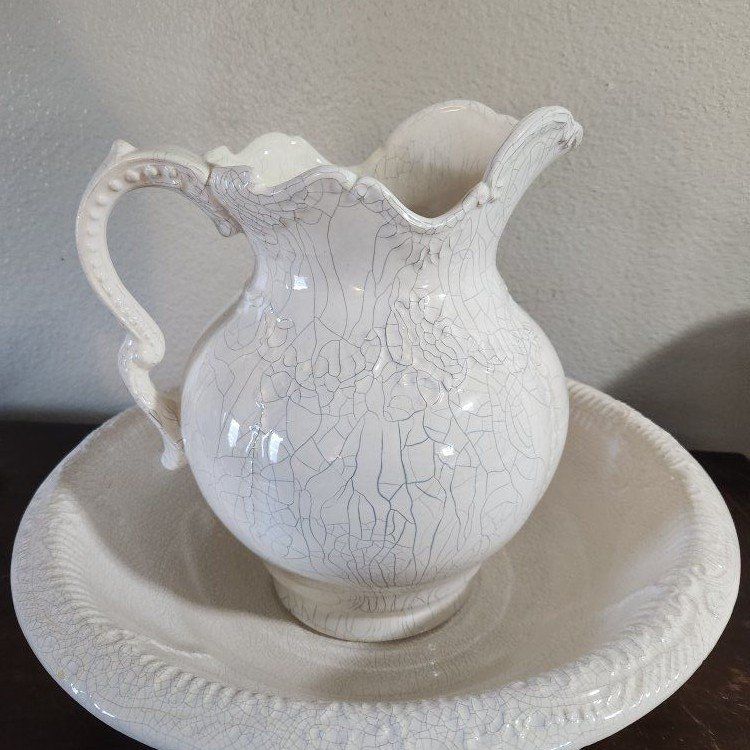pitcher and basin