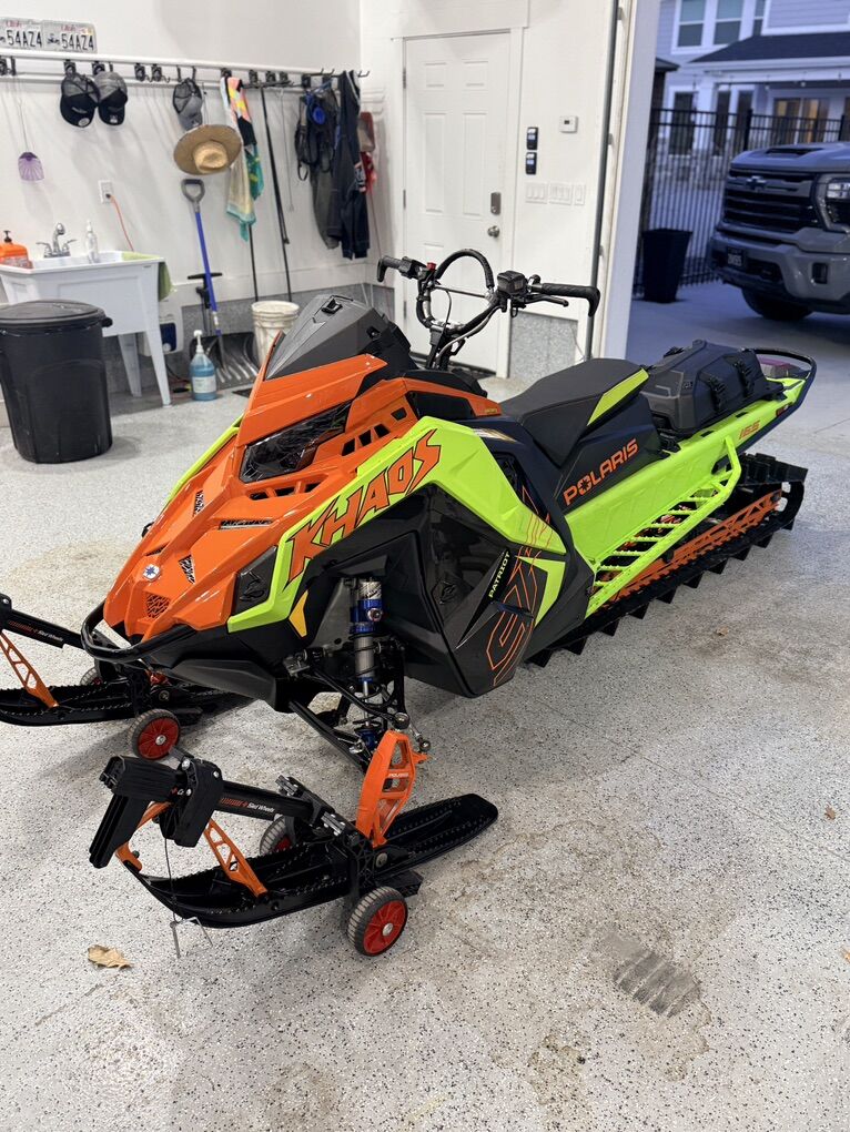 2023 Polaris 9R Khaos