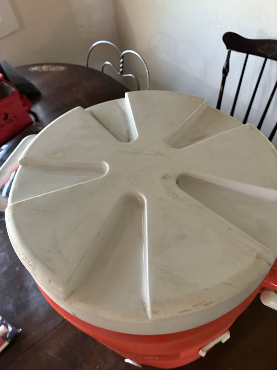 Main image 3