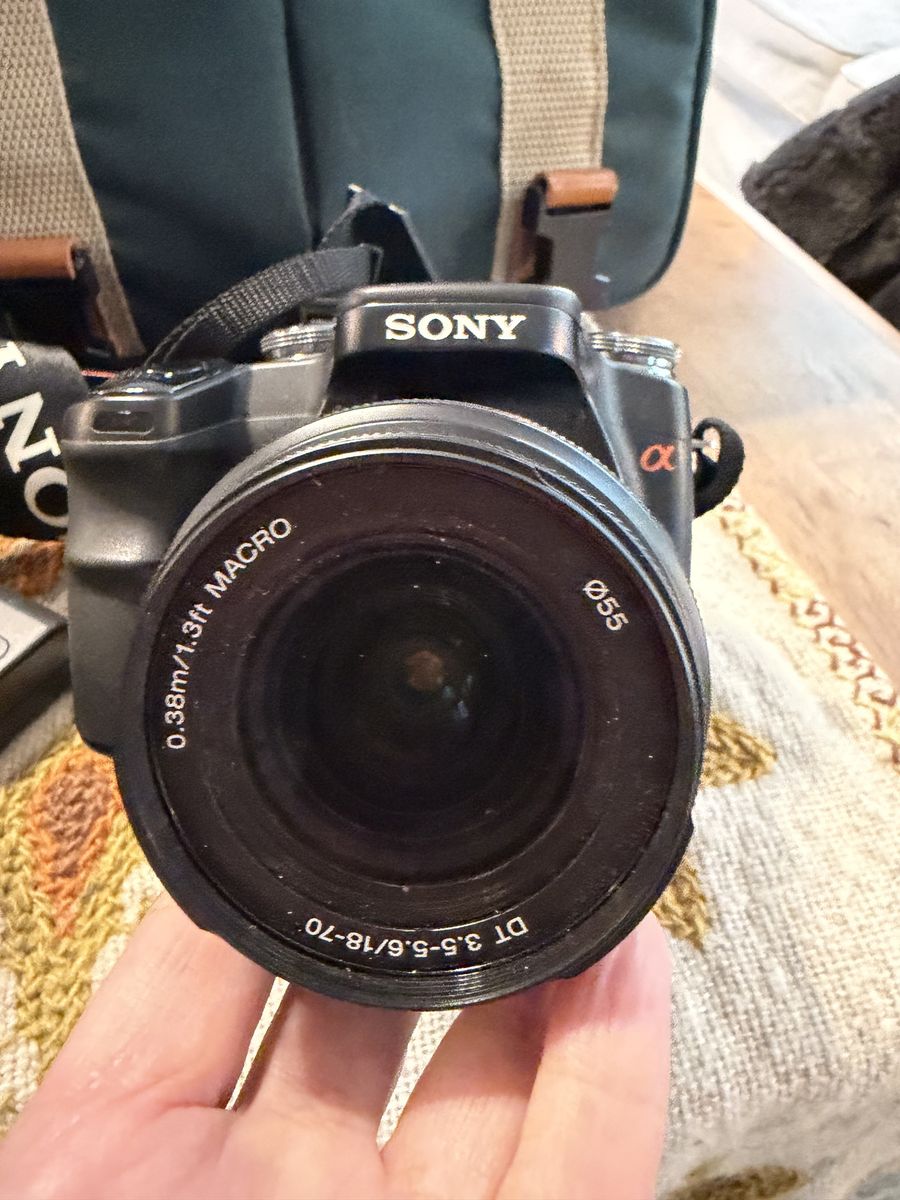 Sony Alpha A100 10.2MP Digital Camera