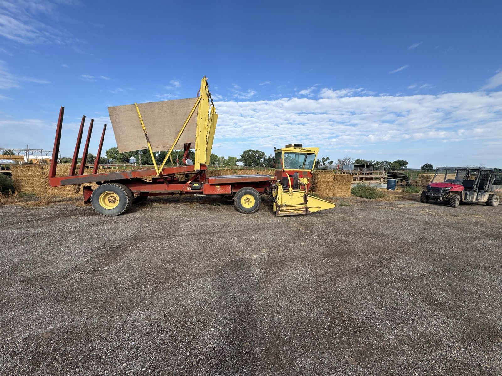 1048 Bale Wagon