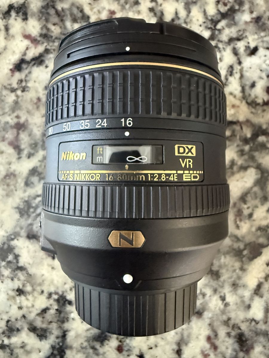 Nikon AF-S Nikkor 16-18 mm 1:2.8-4E DX VR EDD