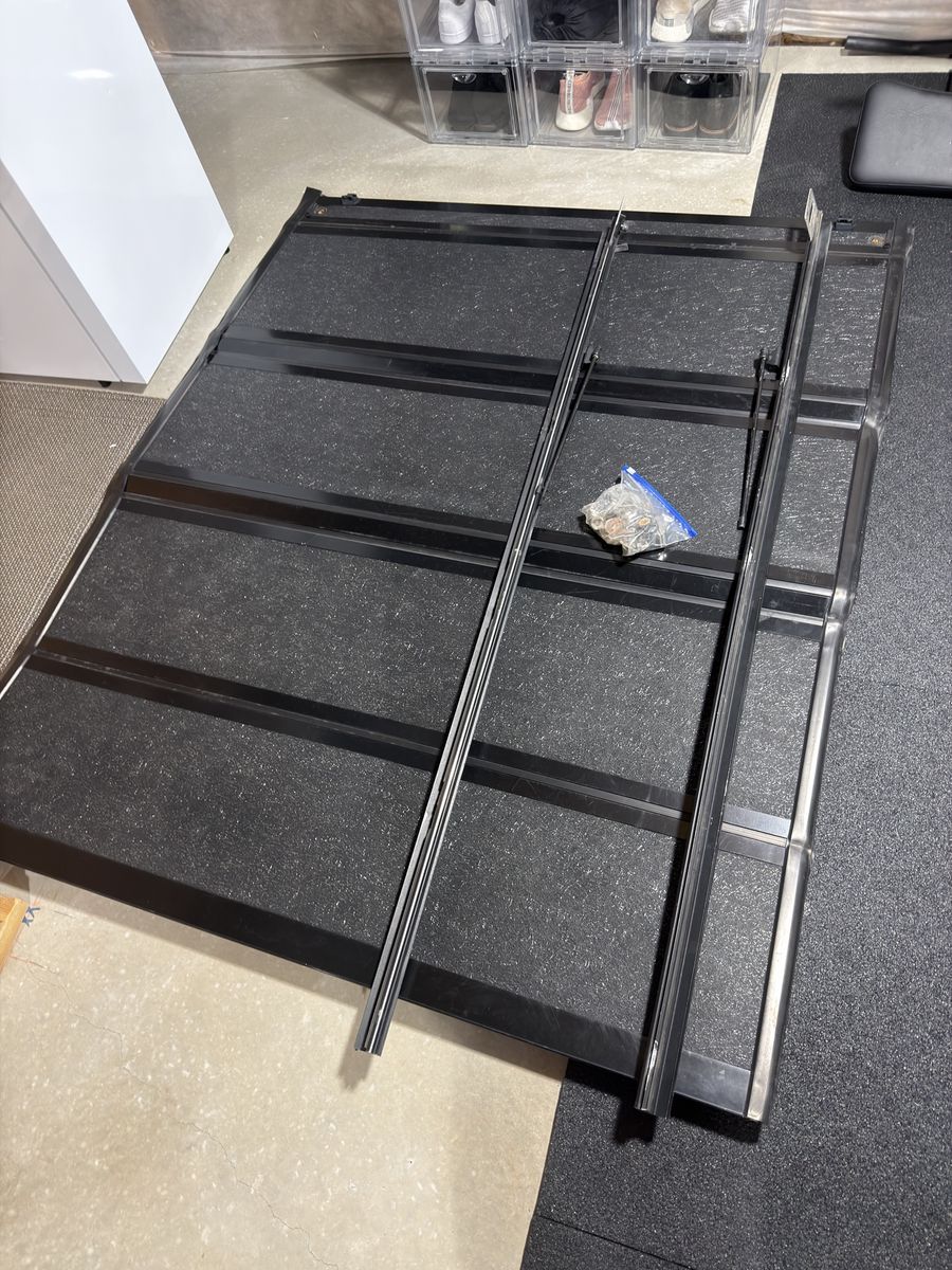 BAKFlip FiberMax Tri-Fold Tonneau Cover for RAM 1500 (6.4 ft Bed)