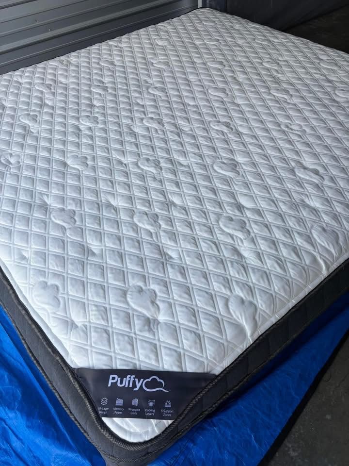 King Puffy Royal Hybrid Mattress