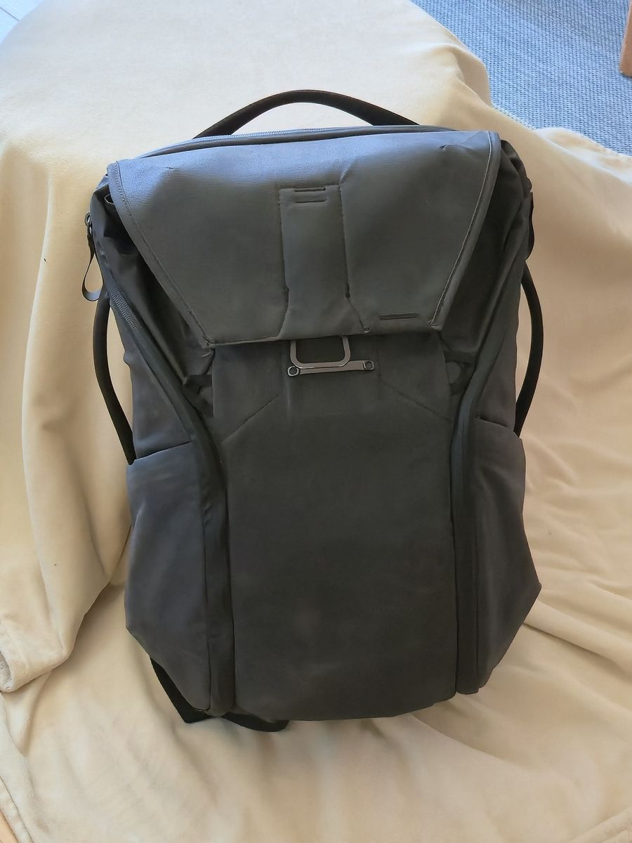 Peak Design Everyday Backpack Zip 20L Eclipse - Versatile Camera/Travel Bag, 15" Laptop