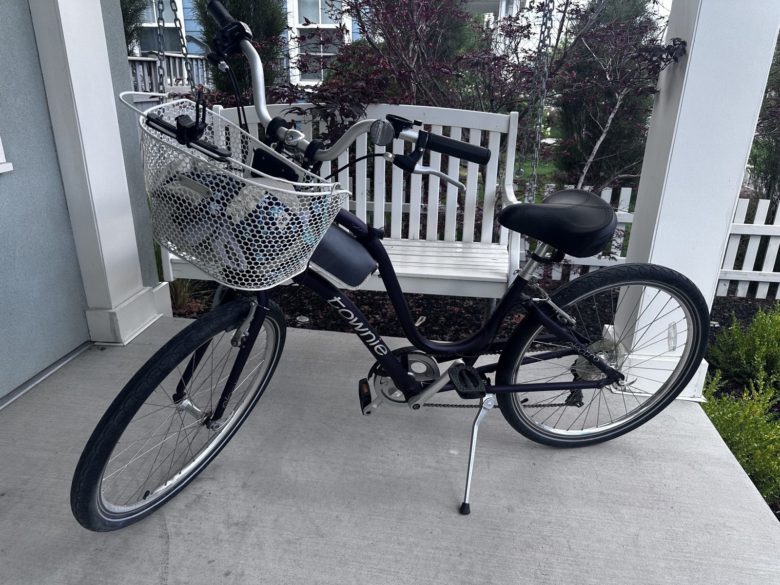 Townie Electra Cruiser Bike with Basket - Purple, Used