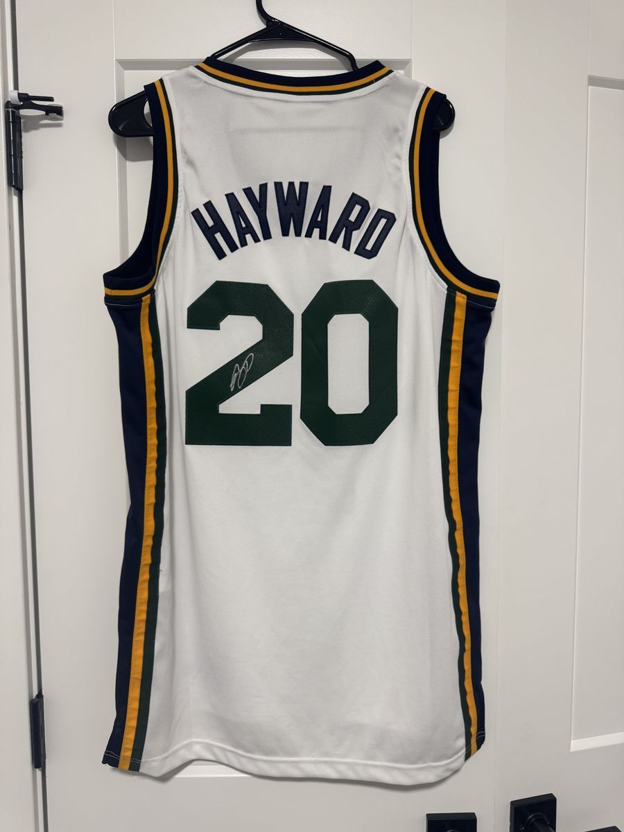 Gordon Hayward Jersey Signed
