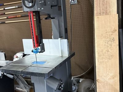 Laguna Band saw like brand new !