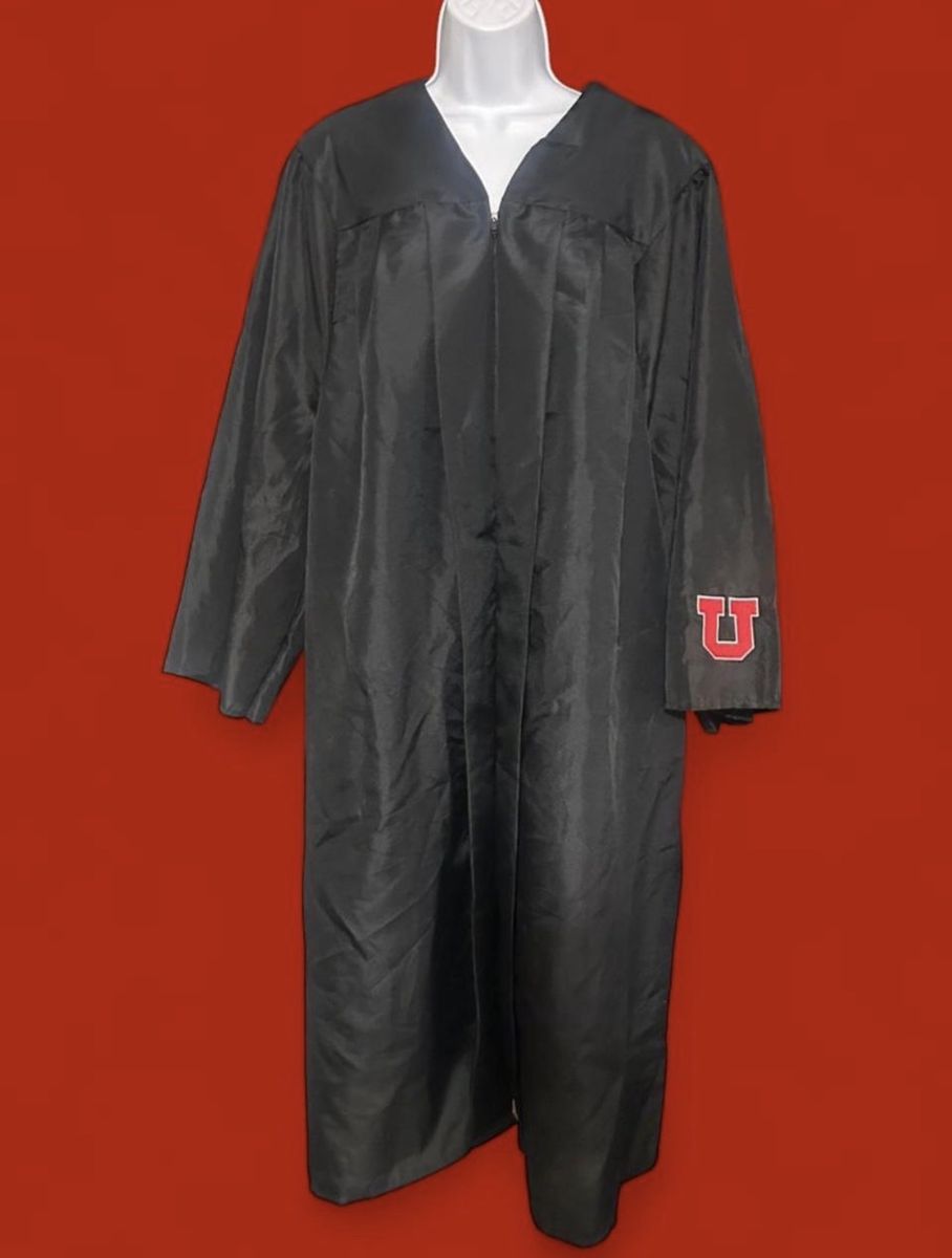 Black University of Utah Graduation Gown Size 5’4”