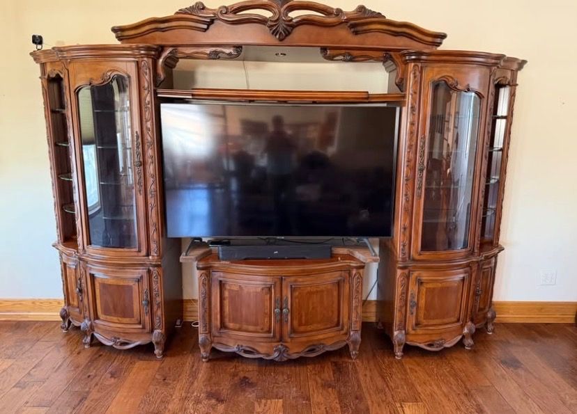 Tresor Entertainment Wall Unit