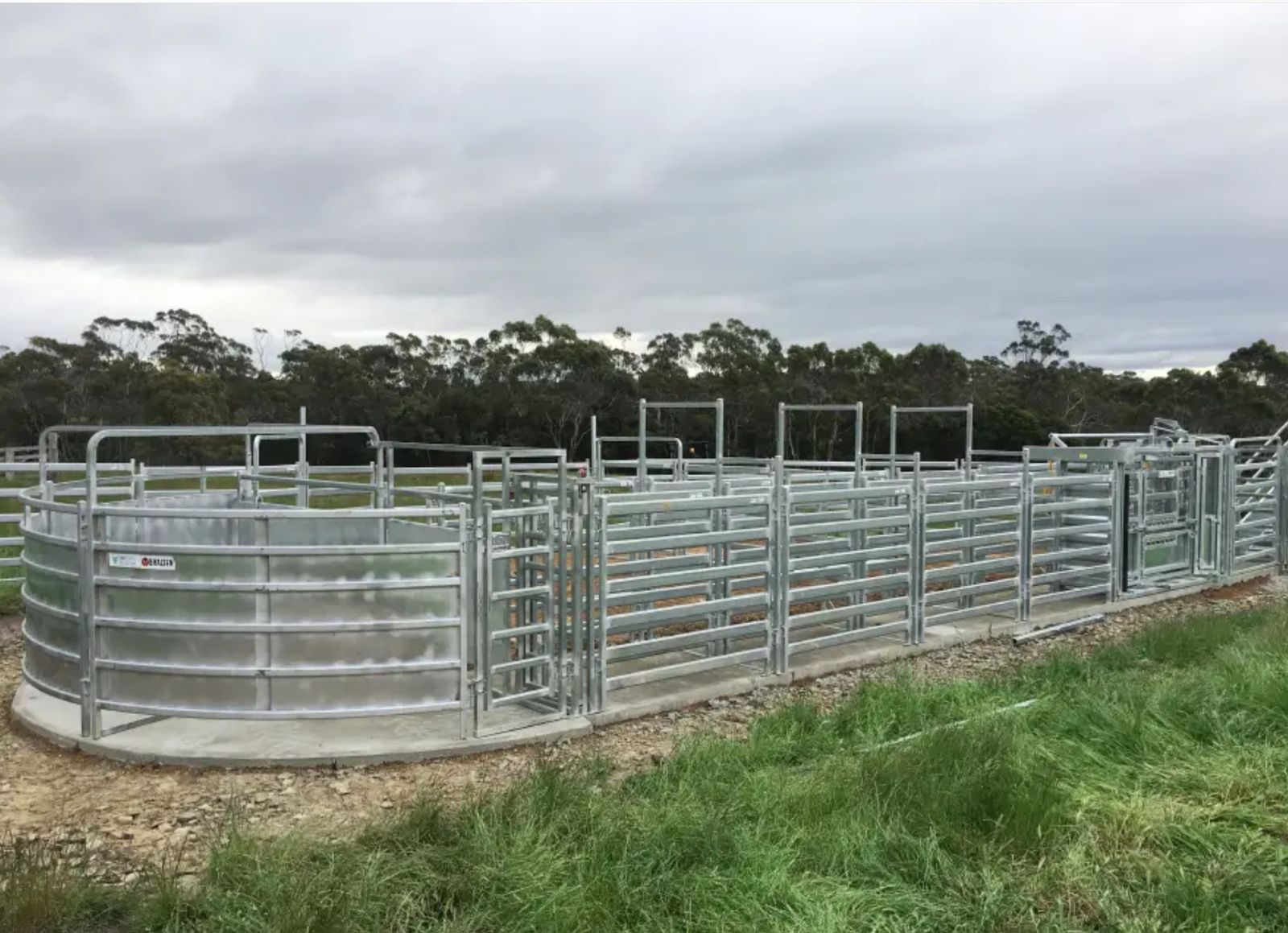 *** LIVESTOCK ITEMS FOR SALE ***