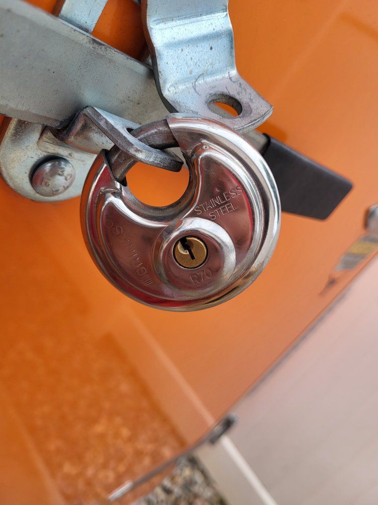 70mm Security Disc Locks w/2 Keys 
Qty-10