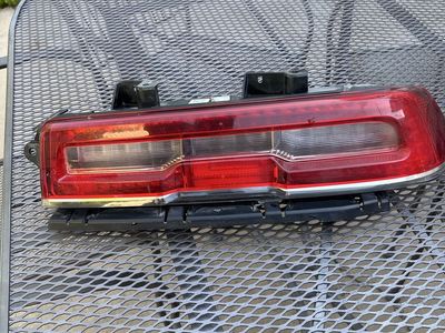 2014-2015 Chevrolet Camaro Passenger Side Rear Tail Light Assembly