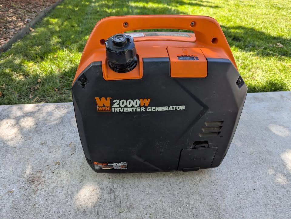 WEN 56203i 2000W Inverter Generator – Low Hours, Pristine Condition