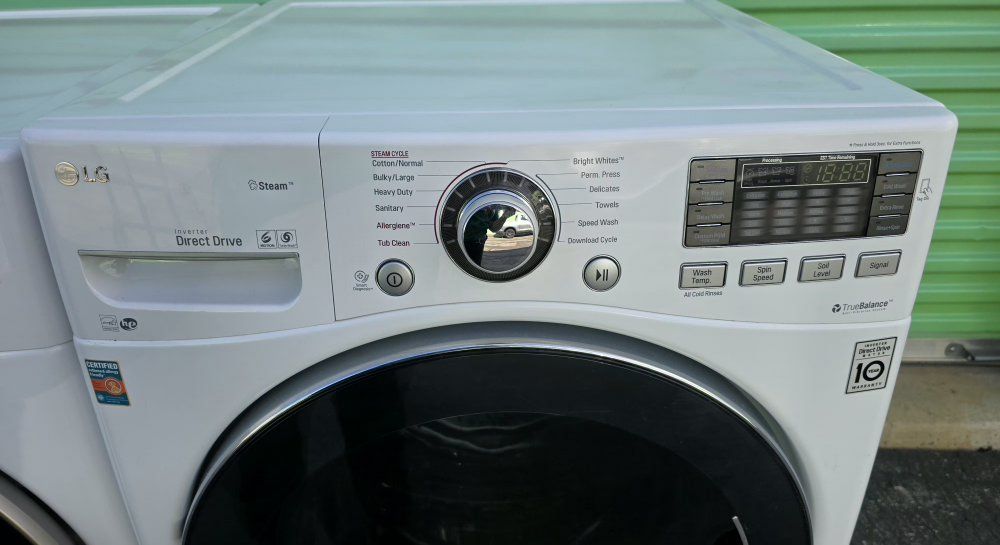 Main image 4