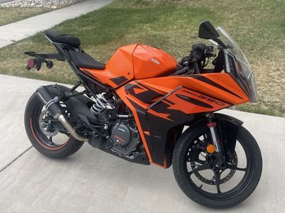 2022 KTM RC390