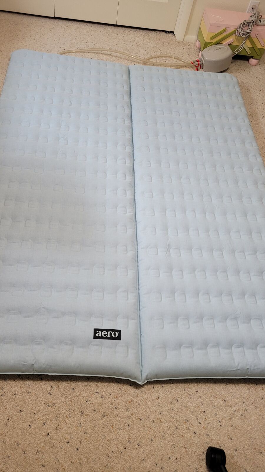 Air Mattress/Topper-- Aero