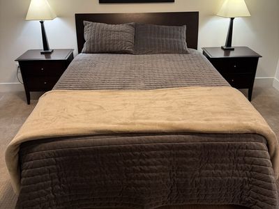 Pottery Barn Complete Bedroom Suite + optional Novaform Pillowtop Matress.