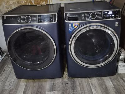 GE Frontloading Washer and Dryer