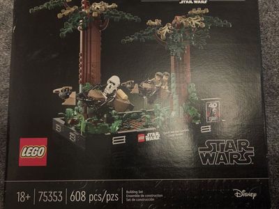 LEGO Star Wars: Endor Speeder Chase Diorama (75353)