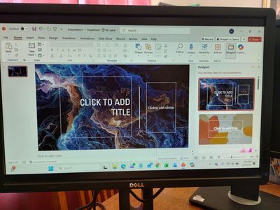 DELL 22" Computer Monitor