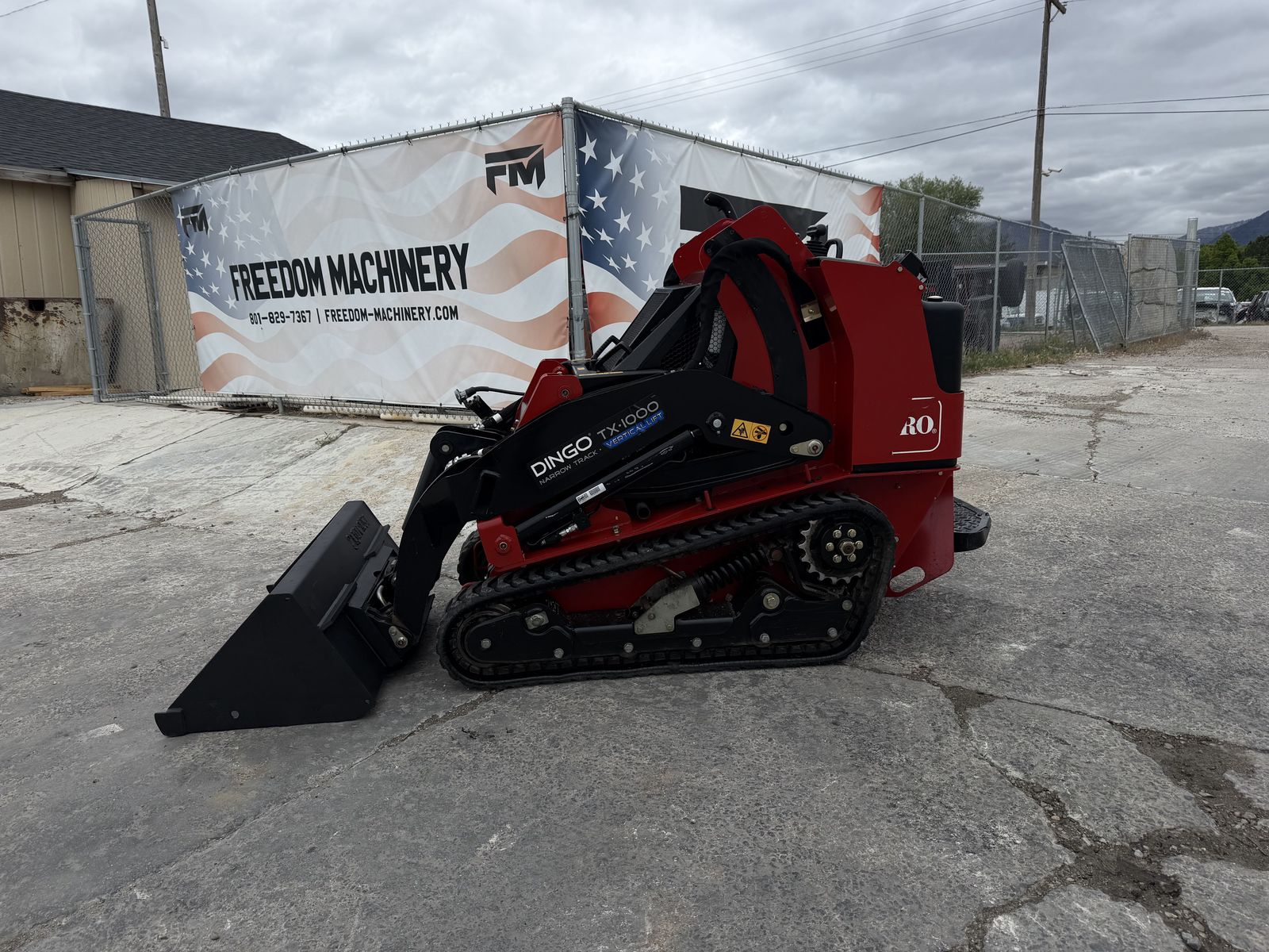 2021 Toro TX1000N Stand-on Dingo Skidsteer Only 238
