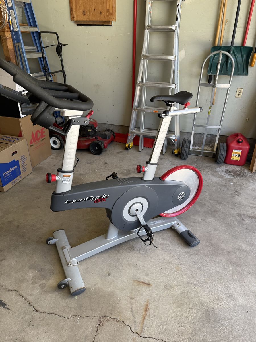 LifeCycle GX Spin Bike by Life Fitness - Indoor Cycling Trainer with Digital Display