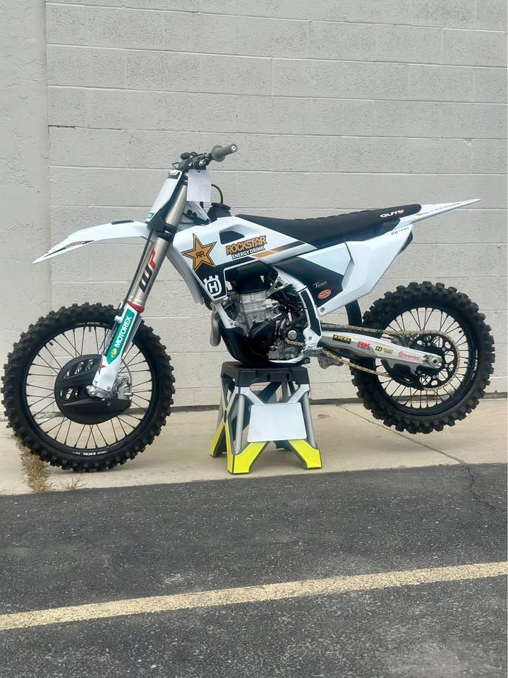 2025 Husqvarna FC 450 Factory Edition