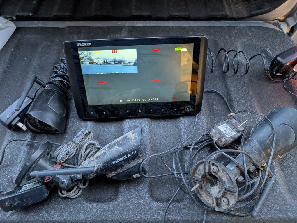 4 Lorex Outdoor Security Cameras with 9in Monitor