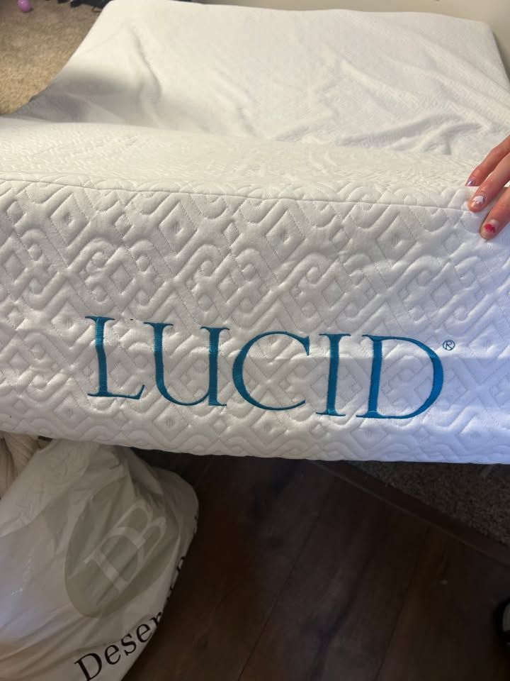 BRAND NEW Full Size 12" Plush Gel Memory Foam Mattress