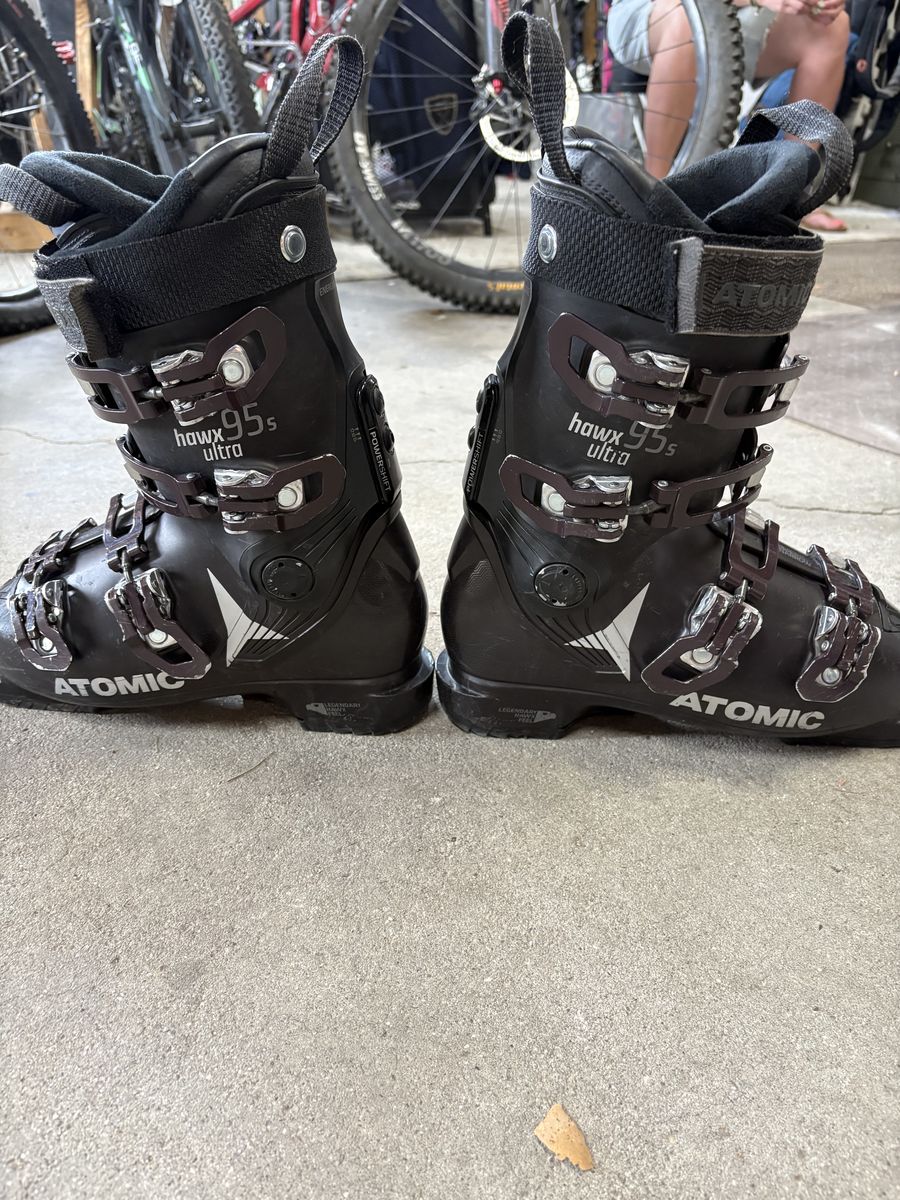 Atomic Hawk 95 Ultra 25.5 Womens