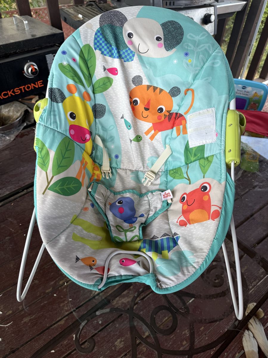 Bright Starts Safari Fun Vibrating Bouncer Seat - Infant Baby Bouncer with Toys