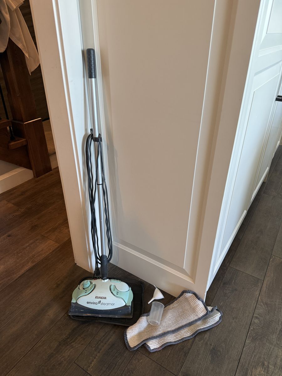 Eureka 313A Enviro Hard-Surface Floor Steamer Hard Floor Mop Cleaner