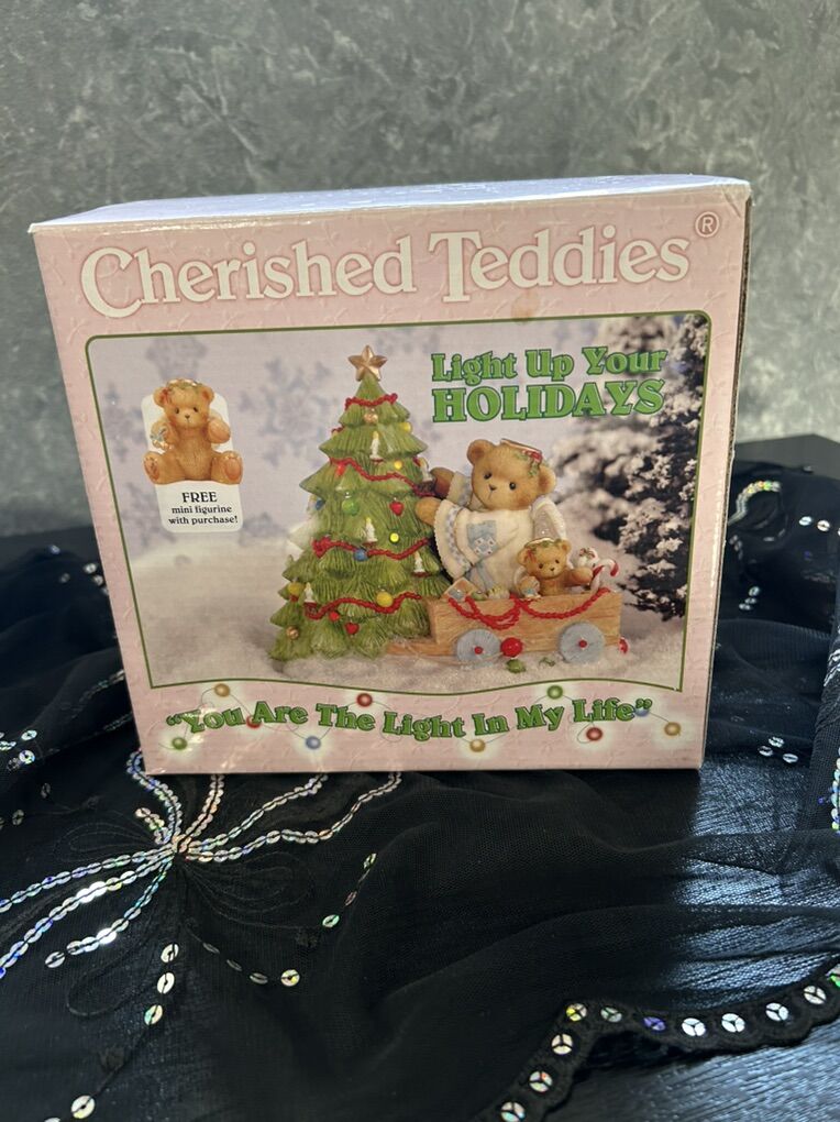 Cherished Teddies Light Up Your Holidays