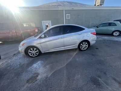 2014 Hyundai Accent GLS