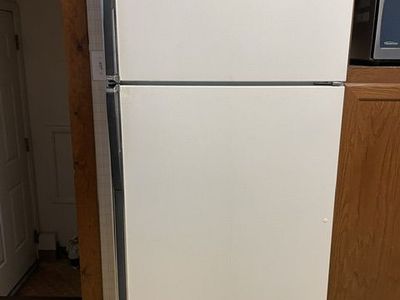 Refrigerator Great for Garage