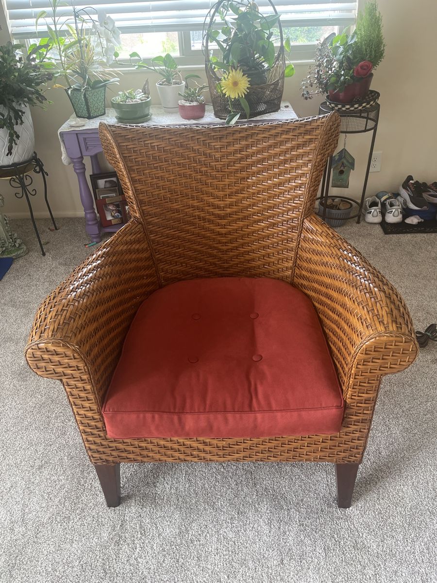 Wicker Armchair with Rust Red Cushion - Comfortable and elegant, the red cushion needs replaced,  great condition!!