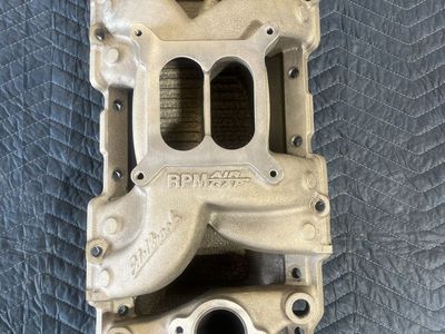 BBC Edelbrock RPM Air Gap Intake Manifold
