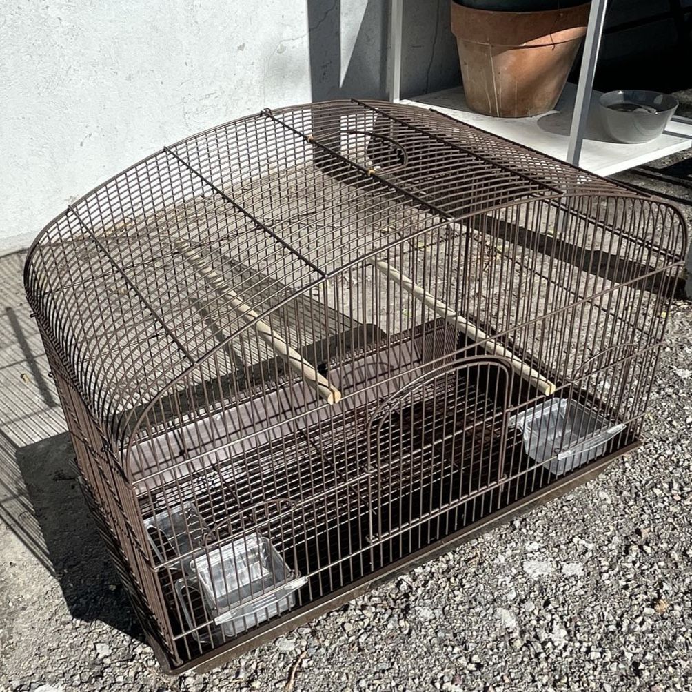 Great Shape Burgundy Bird Cage 