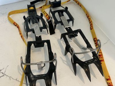Grivel G12 Crampons Adjustinle Mountaineering