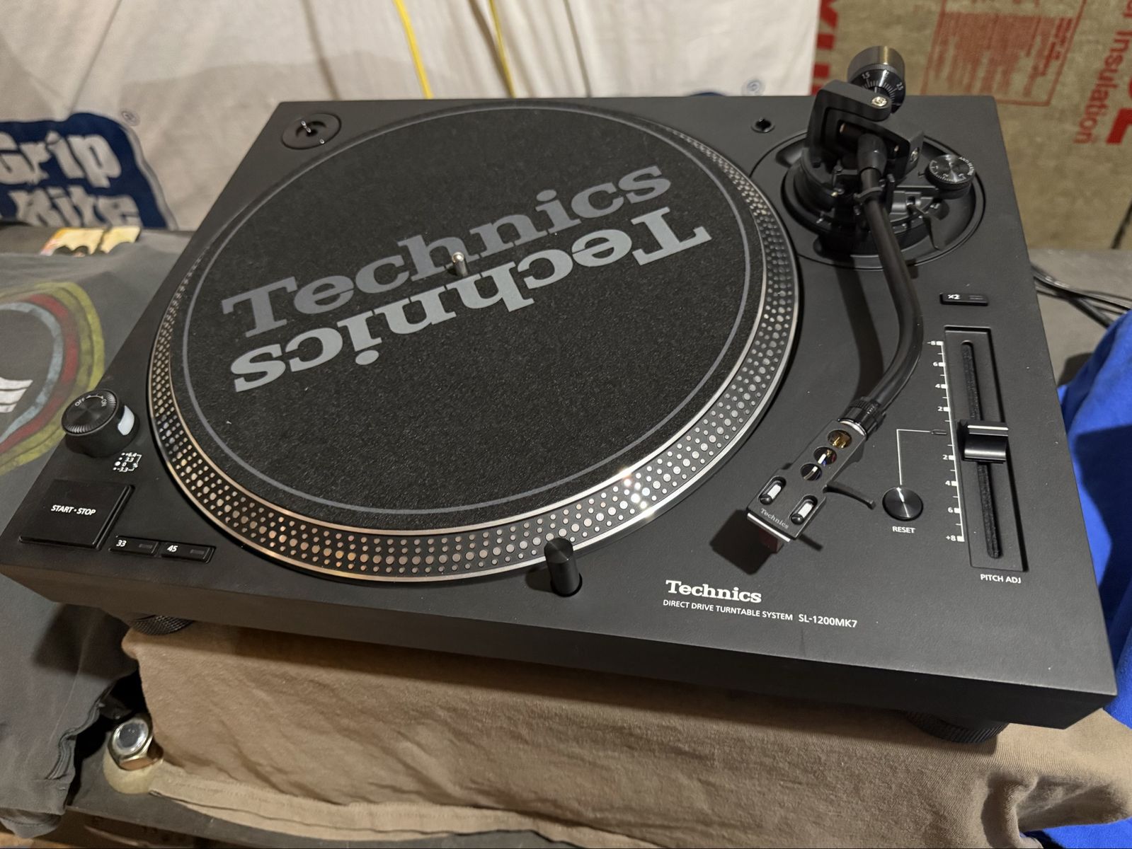 Technics 1200 MK7 Turntable
