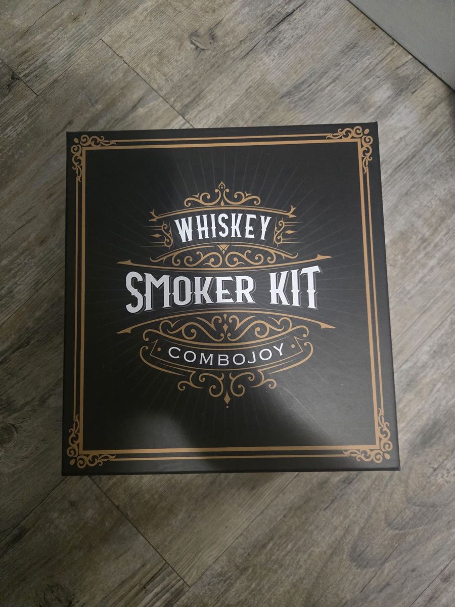 Combojoy Whiskey Smoker Kit with Glasses and Wood Infuser