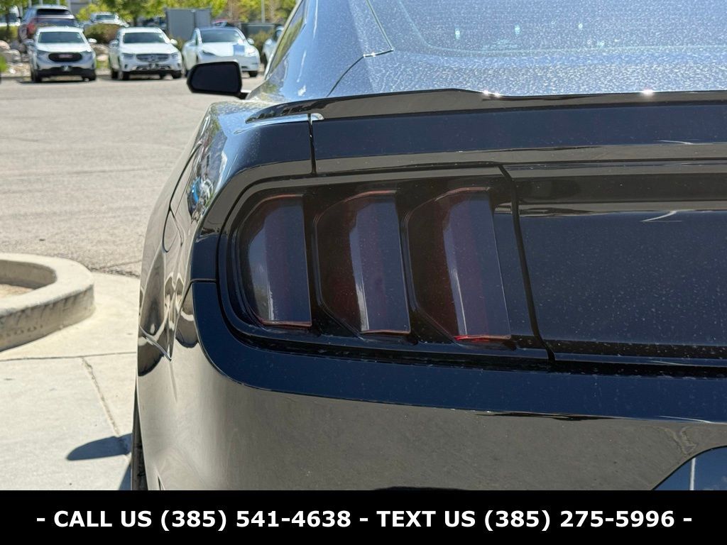 Main image 30