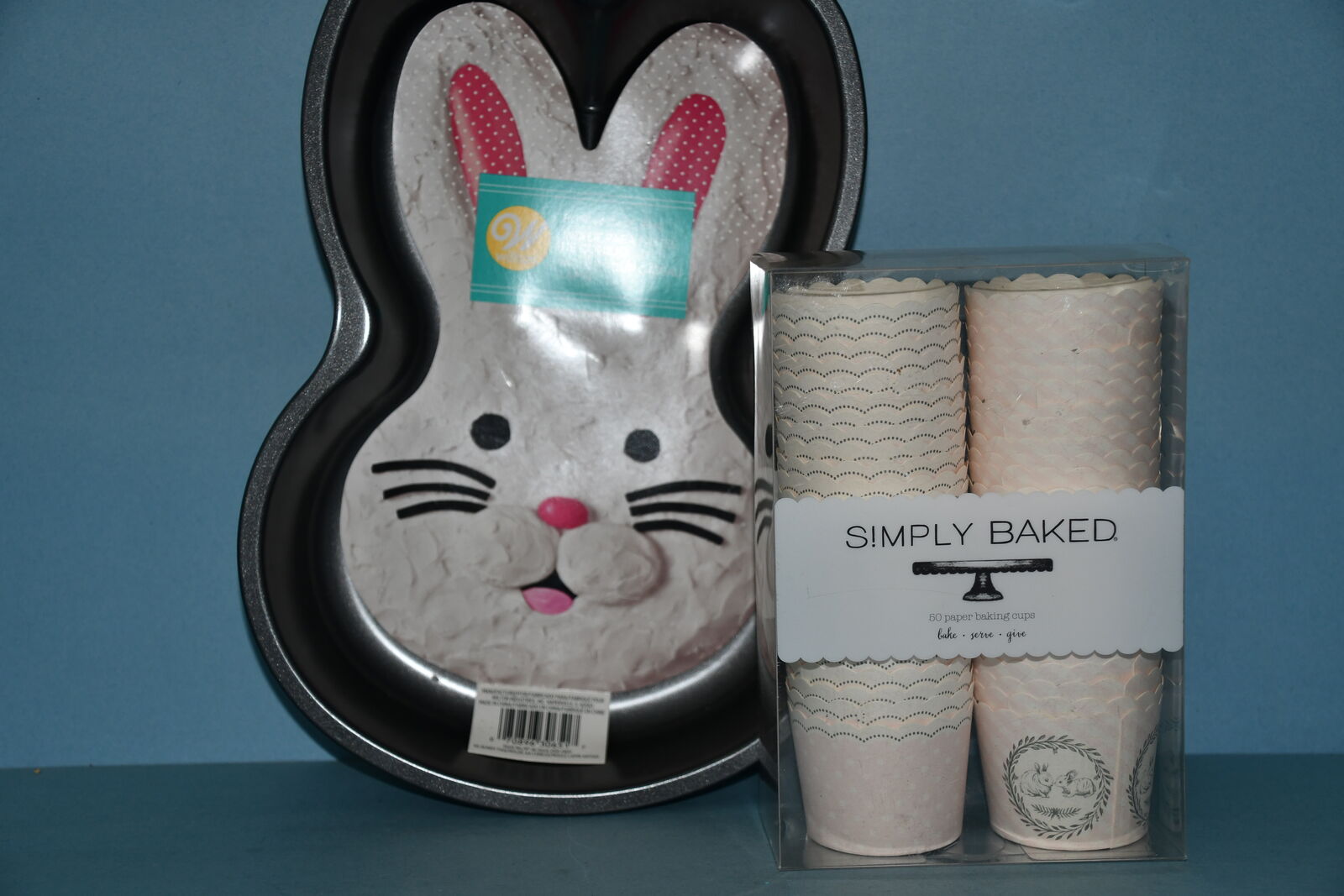 NIP ~ WILTON EASTER BUNNY CAKE PAN & 50 "SIMPLY BAKED" BAKING CUPS ~ CUTE & CLEAN!