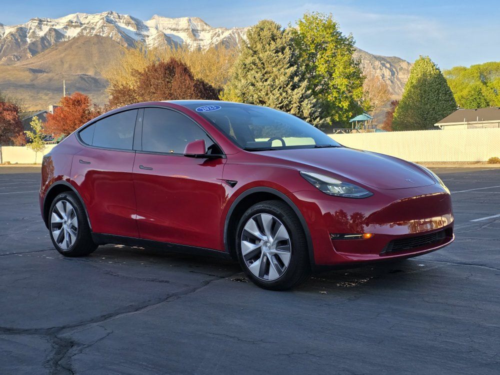 2023 Tesla Model Y Long Range