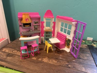 Barbie lot