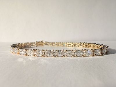 7.98 Carats Oval Cut Lab Grown Diamond Tennis Bracelet.