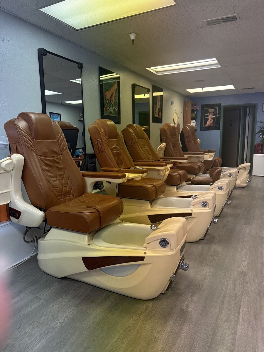 Spa pedicure chairs