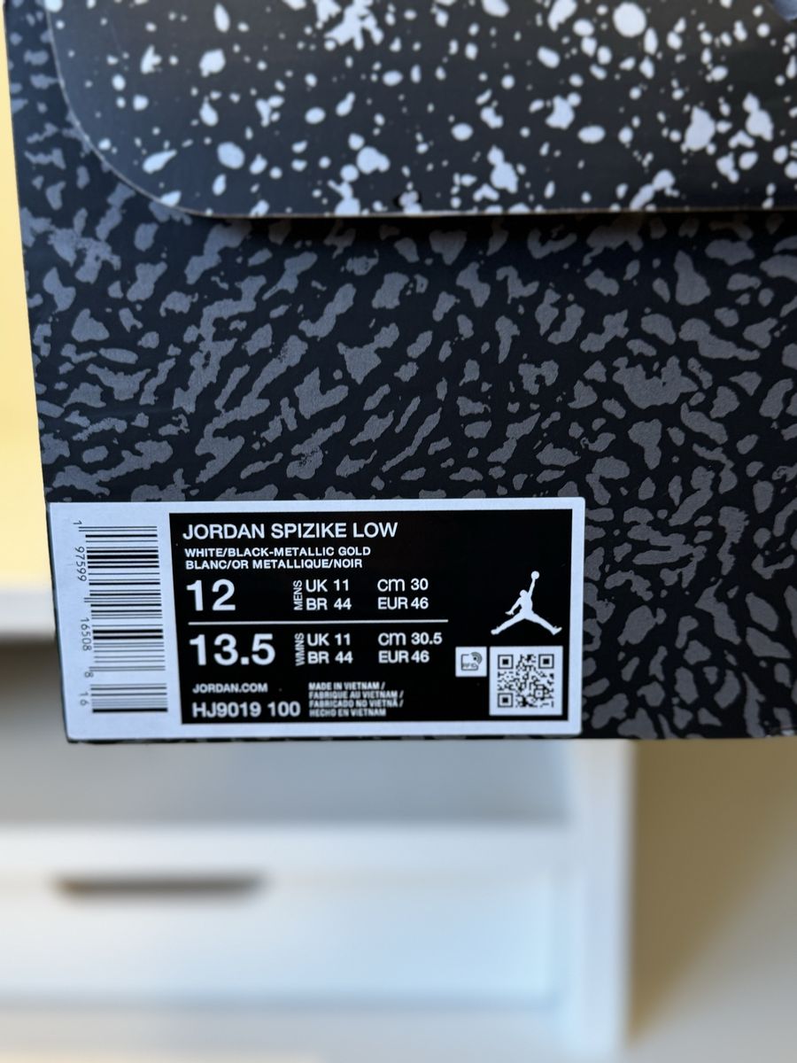 Nike Jordan Spizike Low White Black Metallic Gold Size 12